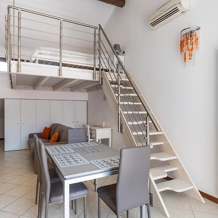 Cozy Mezzanine Apartment By Wonderful Italy Bologna Exterior photo